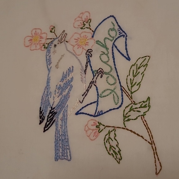 Vintage Hand Stitched Idaho State Bird & Flower - Picture 1 of 16